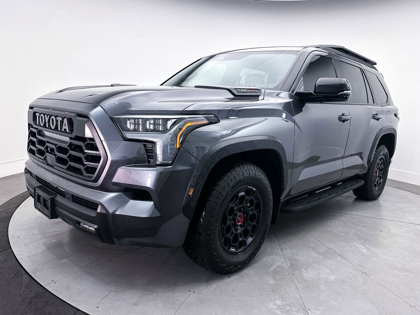 Used 2025 Toyota Sequoia TRD Pro w/ Tow Technology Package AWD/4WD image 15