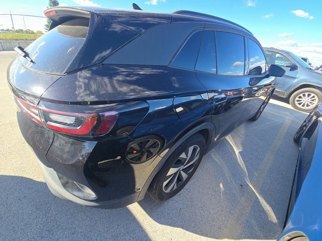 Used 2023 Volkswagen ID.4 Pro image 2