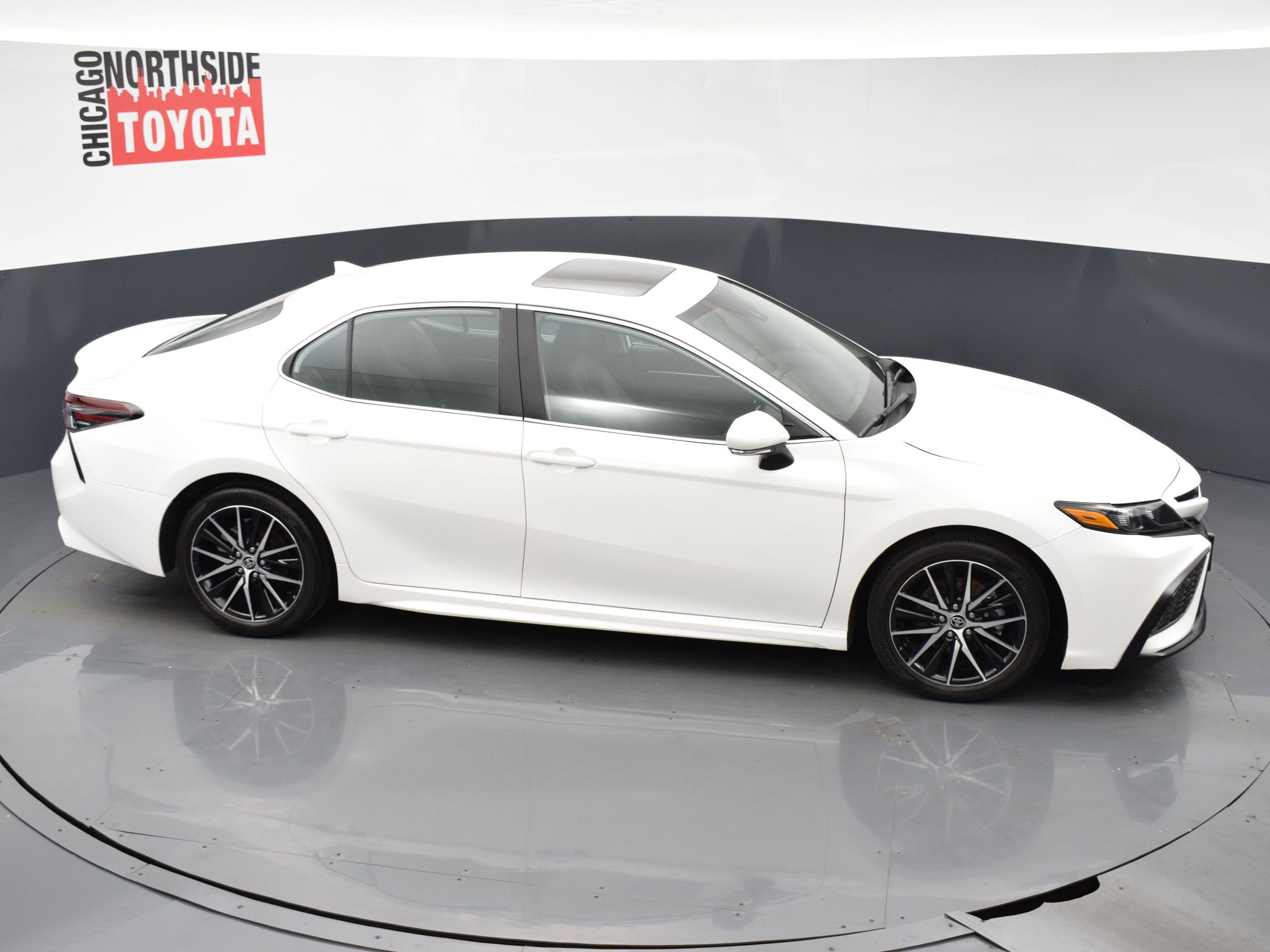 Used 2023 Toyota Camry SE w/ Audio Upgrade Package image 23
