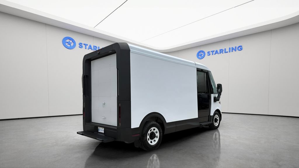 Used 2024 Chevrolet Brightdrop 400 w/ Commercial Equipment Package AWD/4WD image 10