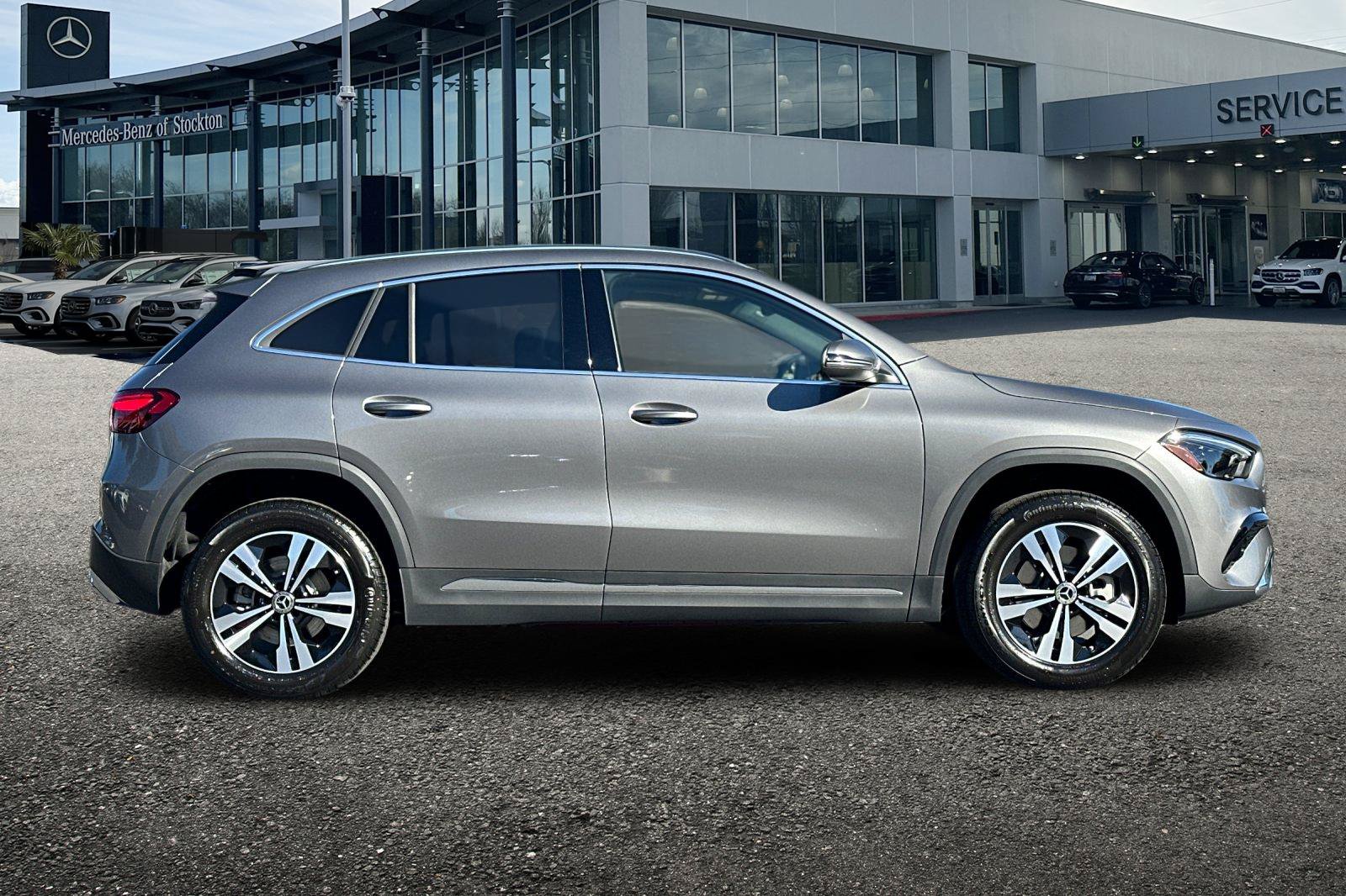 New 2026 Mercedes-Benz GLA 250 4MATIC image 3