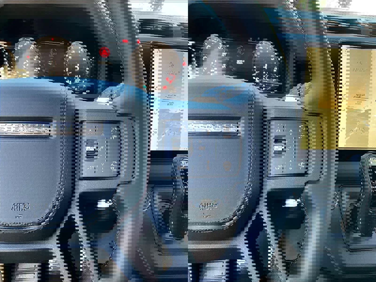 New 2025 Land Rover Defender 130 V8 image 18