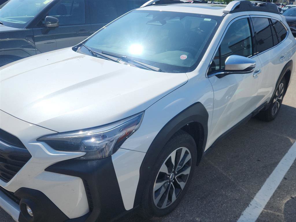Used 2023 Subaru Outback Touring XT AWD/4WD image 8