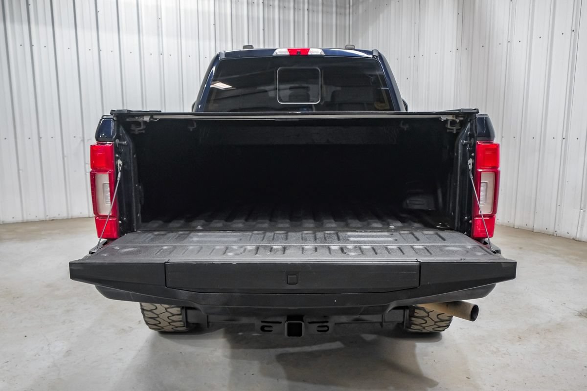 Used 2022 Ford F250 Lariat w/ Black Appearance Package AWD/4WD image 59