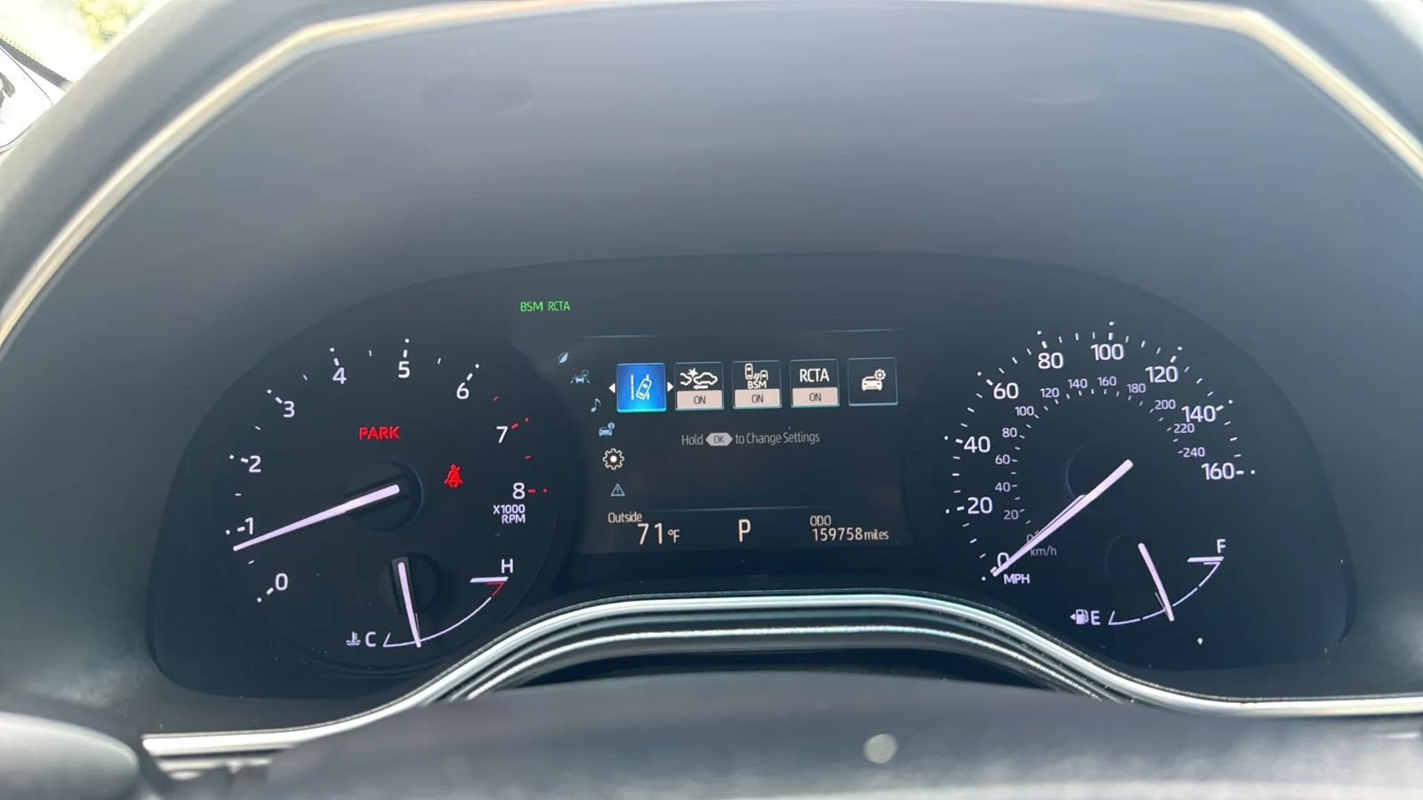 Used 2019 Toyota Avalon XLE w/ Moonroof Package FWD image 12