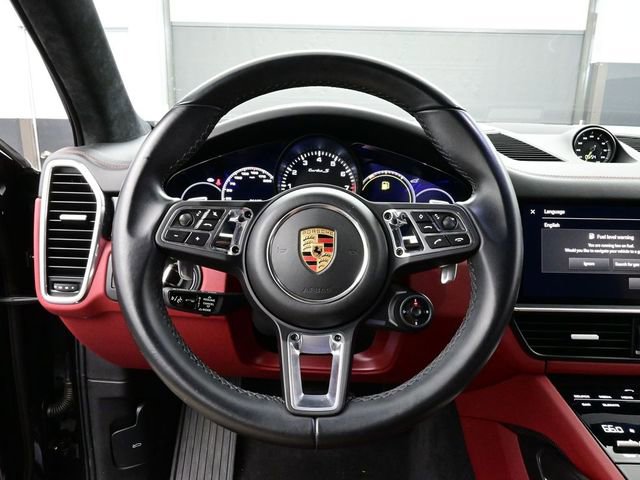 Certified 2022 Porsche Cayenne Turbo S image 8