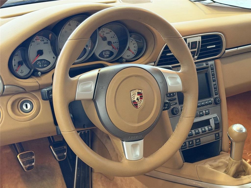 Used 2006 Porsche 911 Carrera S image 19