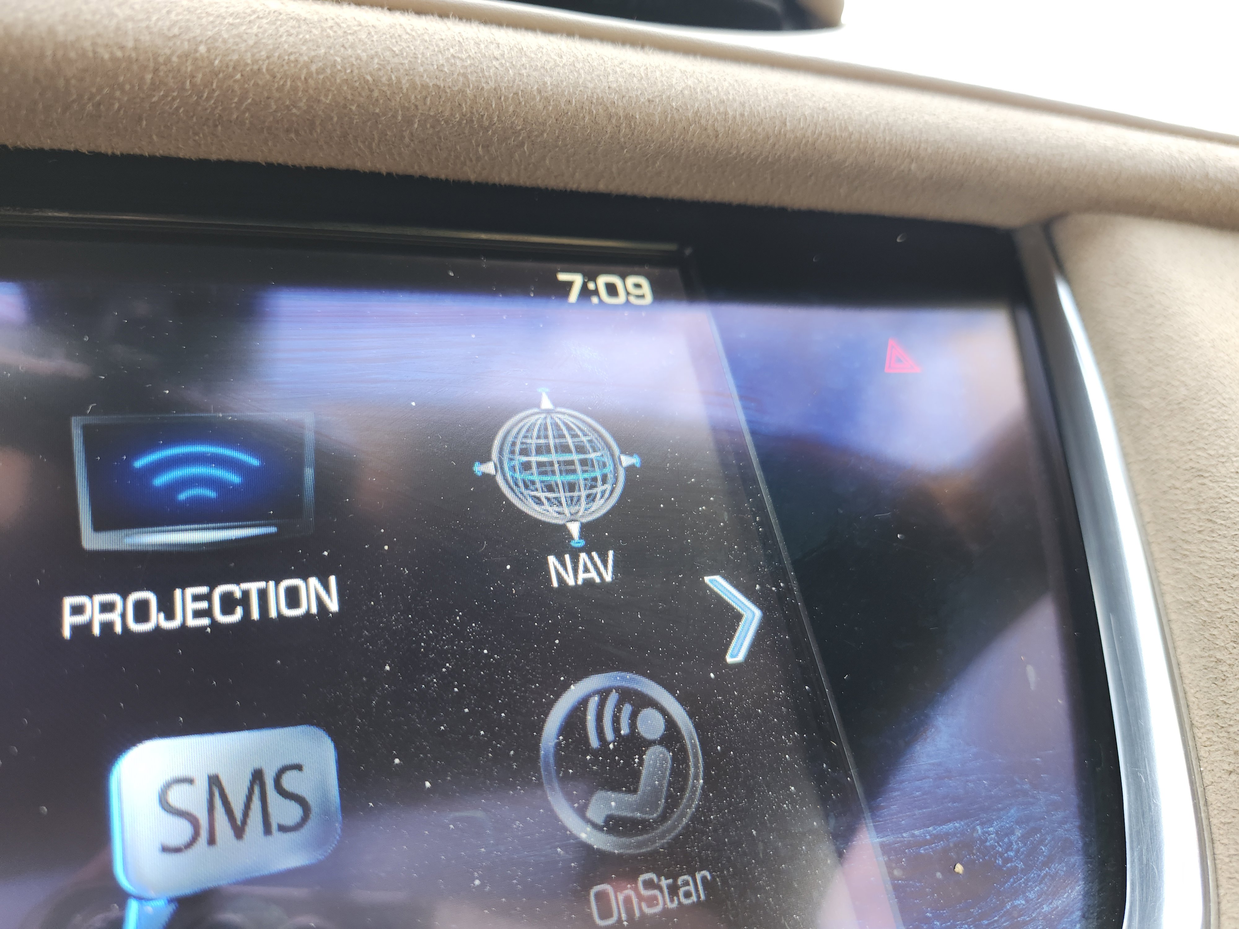 Used 2017 Cadillac XT5 Platinum AWD/4WD image 6