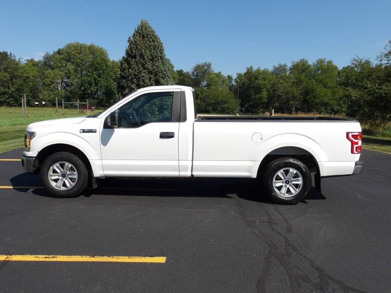 Used 2019 Ford F150 XL w/ Equipment Group 101A Mid RWD image 10