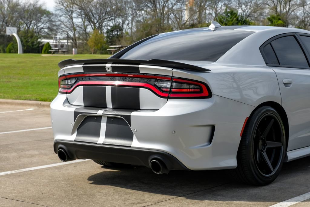 Used 2019 Dodge Charger Scat Pack w/ Navigation & Travel Group image 12