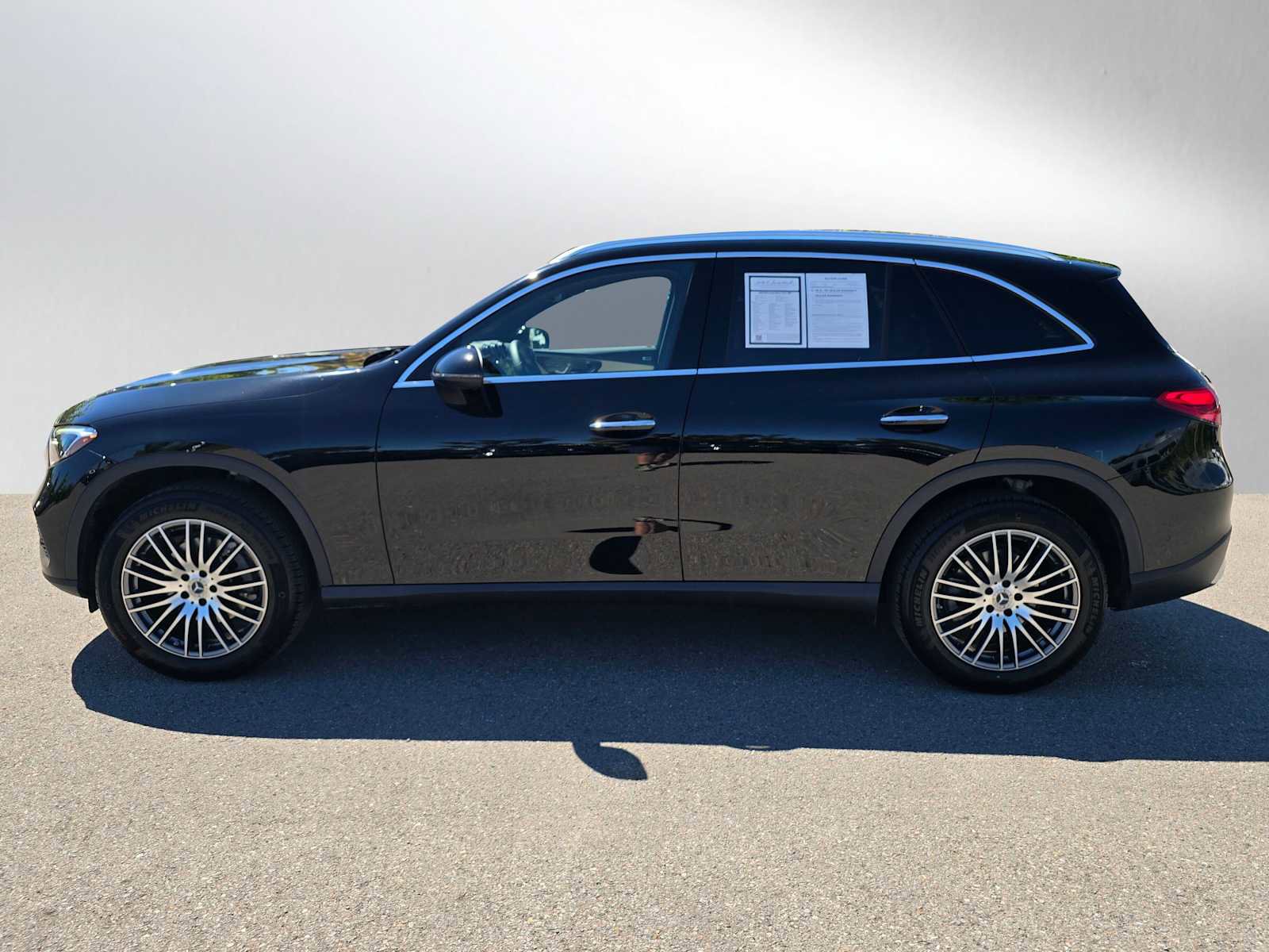 Used 2026 Mercedes-Benz GLC 300 image 7