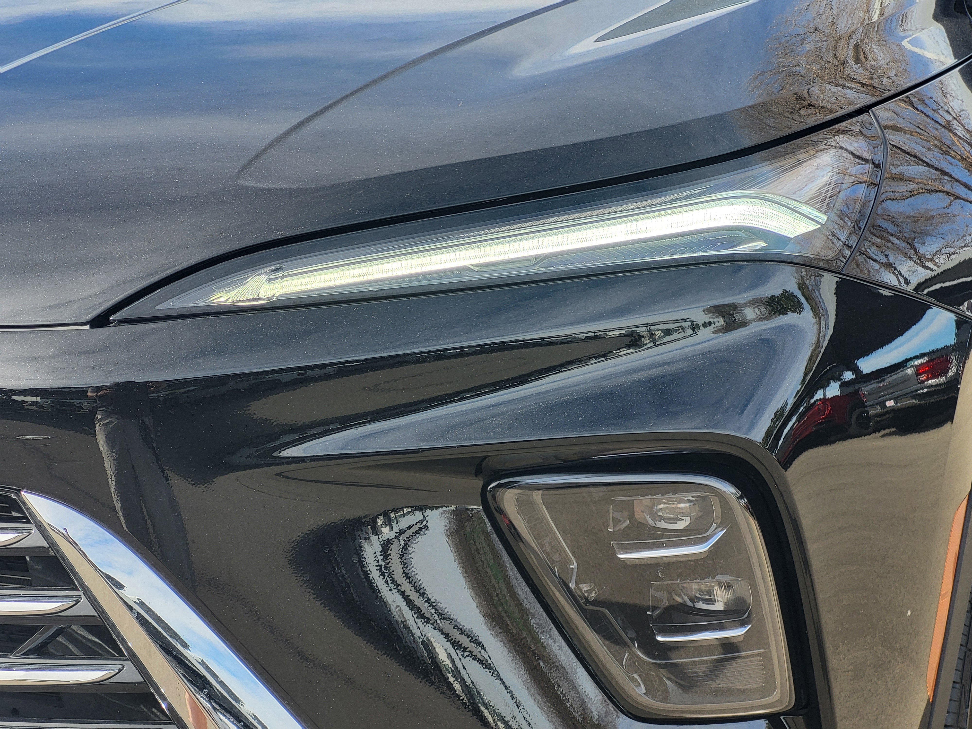 Used 2025 Buick Enclave Preferred image 8