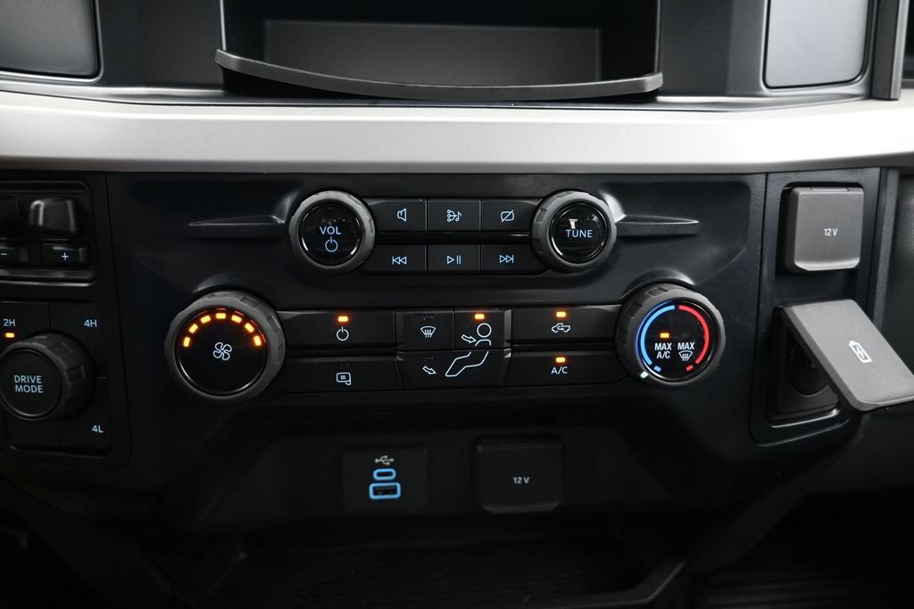Used 2024 Ford F350 XL AWD/4WD image 27