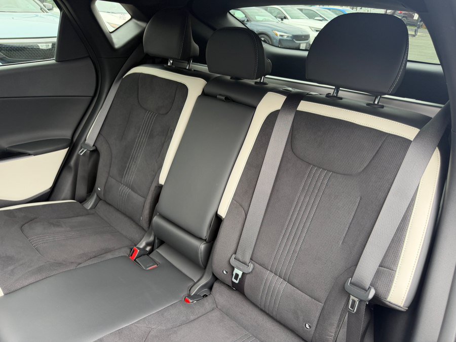 Used 2024 Kia EV6 GT-Line AWD/4WD image 46