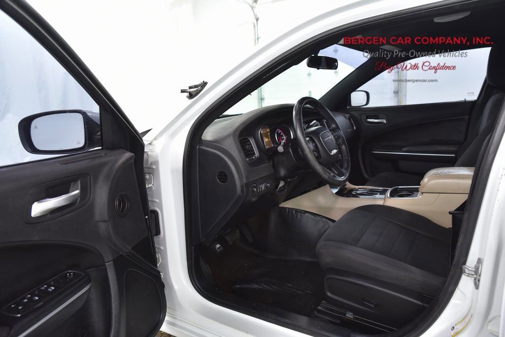 Used 2018 Dodge Charger Police w/ Fleet Safety Group image 10