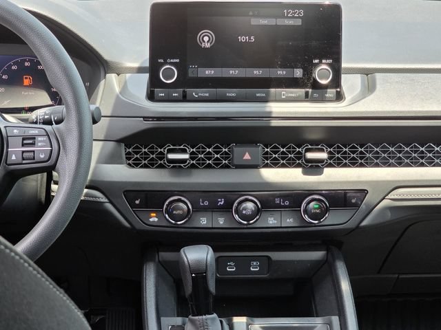 Used 2025 Honda Accord SE image 9