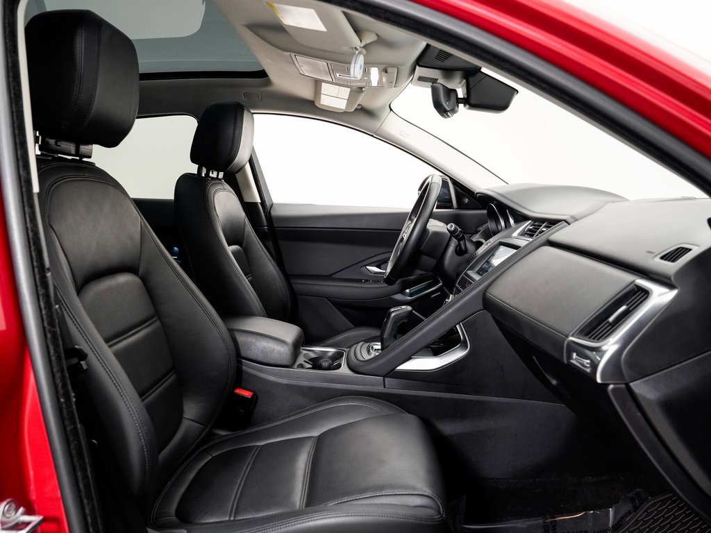 Used 2018 Jaguar E-PACE S image 21