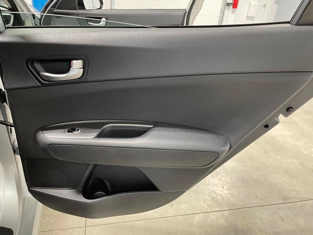 Used 2018 Kia Optima LX FWD image 18