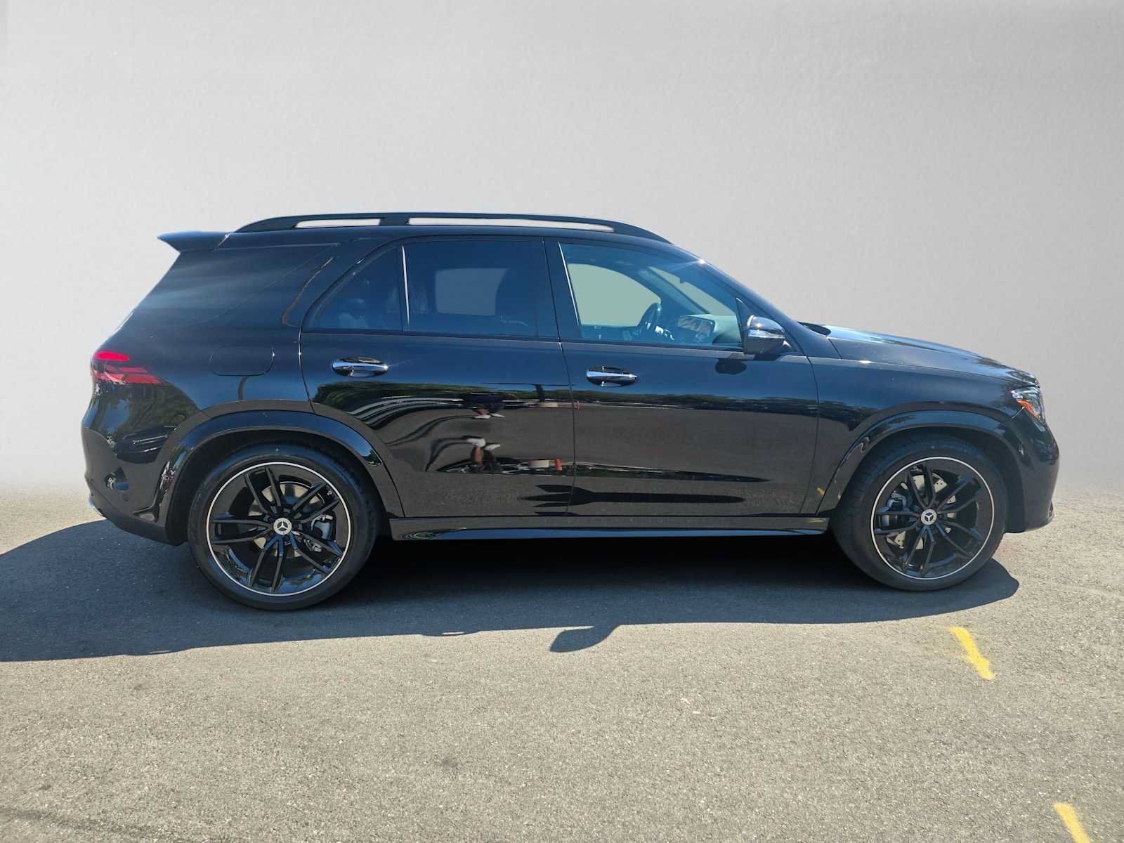 New 2026 Mercedes-Benz GLE 580 4MATIC image 2