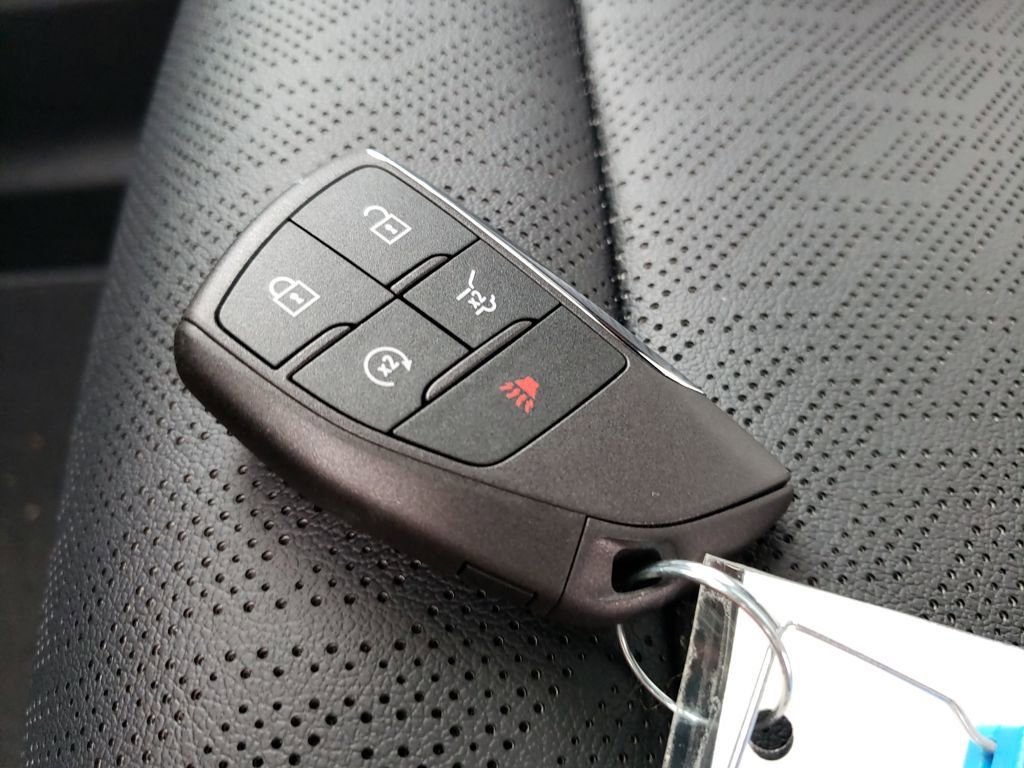 New 2026 Chevrolet Equinox LT w/ Convenience Package II image 25