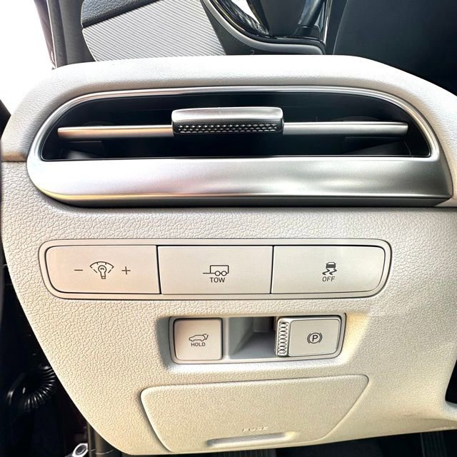 Used 2023 Hyundai Palisade SEL image 11