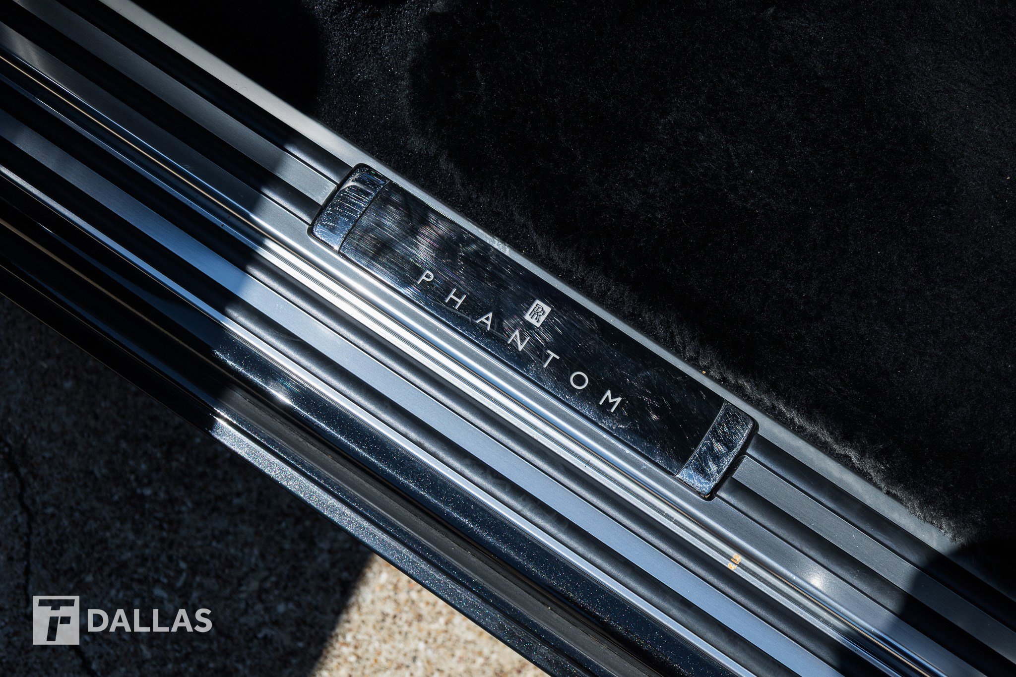 Used 2023 Rolls-Royce Phantom Extended Wheelbase RWD image 40