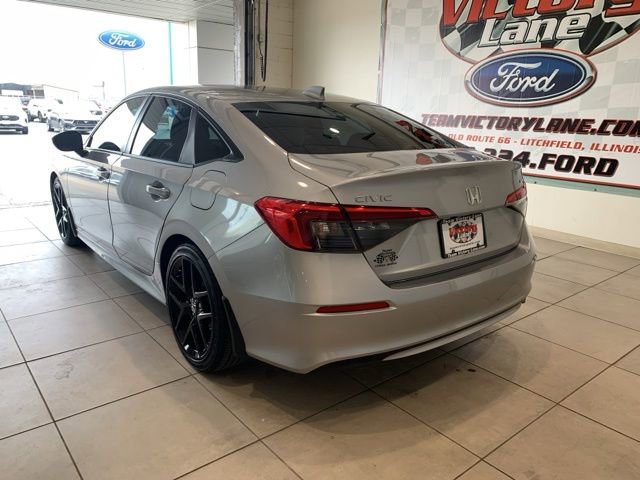 Used 2024 Honda Civic Sport image 3