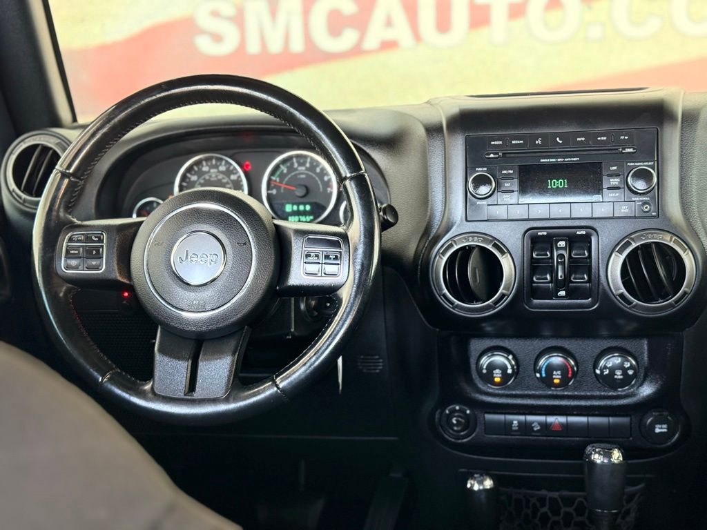 Used 2017 Jeep Wrangler Unlimited Willys image 32