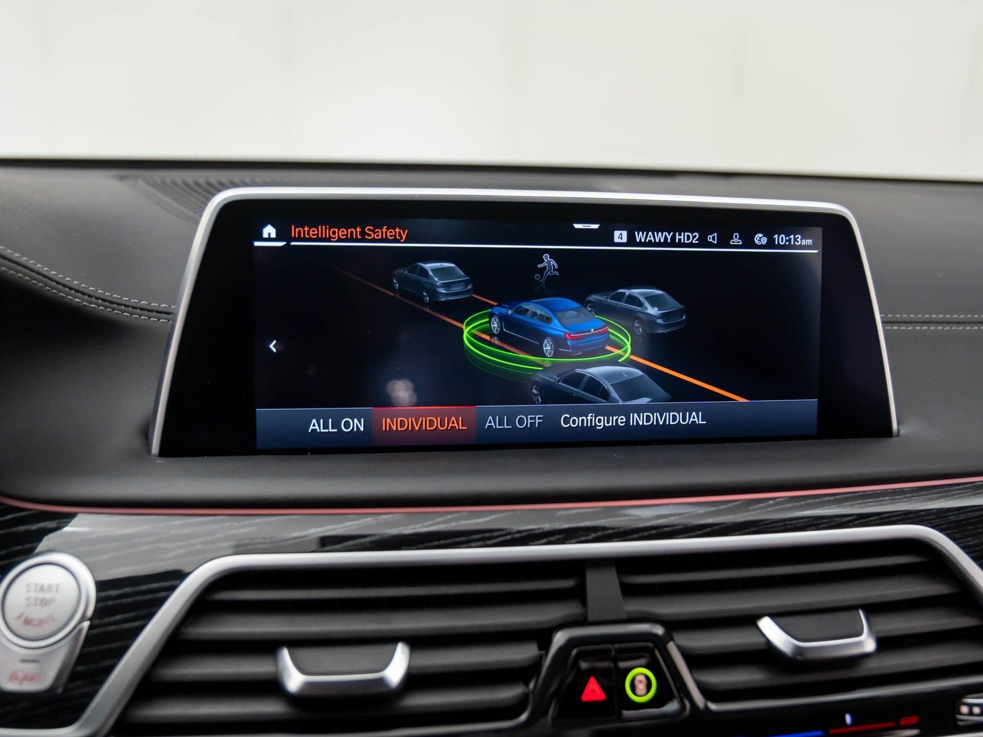 Certified 2022 BMW 750i xDrive w/ Luxury Rear Seating Package image 33