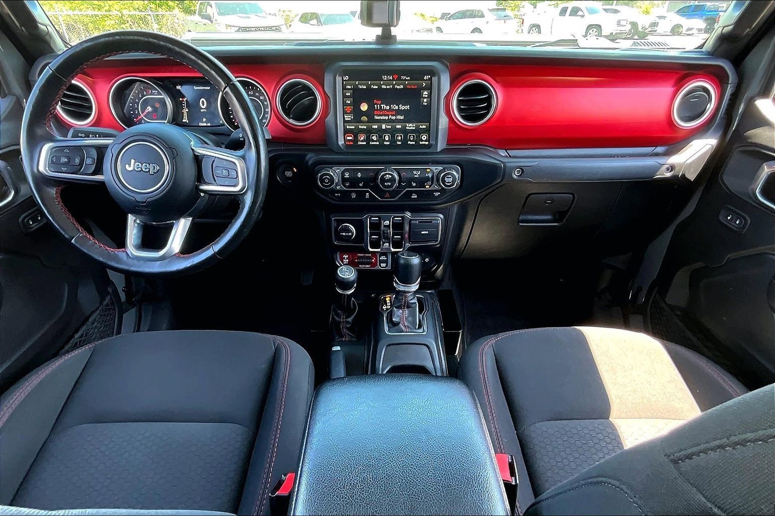 Used 2022 Jeep Gladiator Rubicon w/ Cold Weather Group AWD/4WD image 15