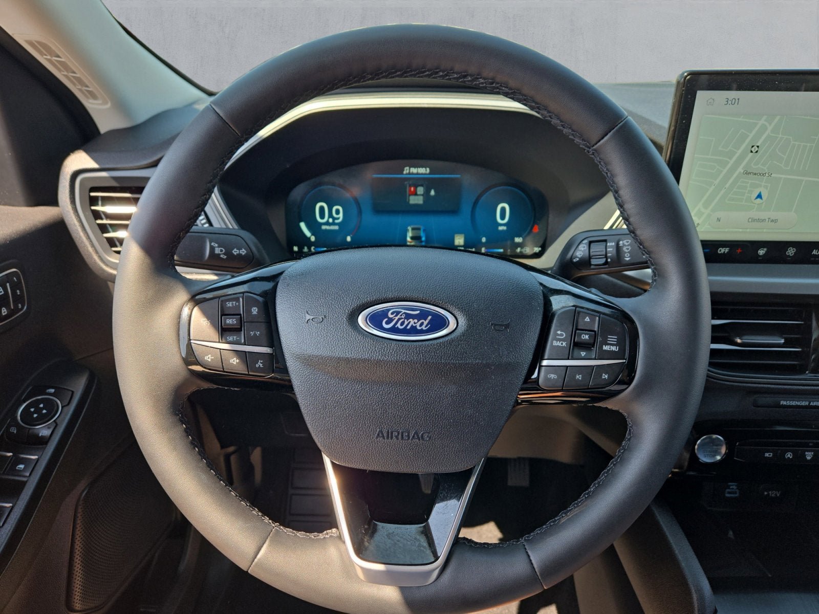 Used 2023 Ford Escape Active w/ Tech Pack #2 FWD image 13