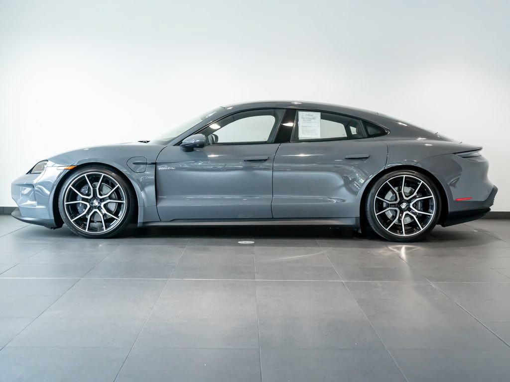 Certified 2026 Porsche Taycan AWD/4WD image 2