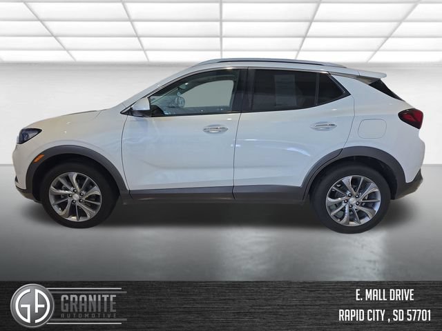 Used 2021 Buick Encore GX Essence w/ Advanced Technology Package AWD/4WD image 2