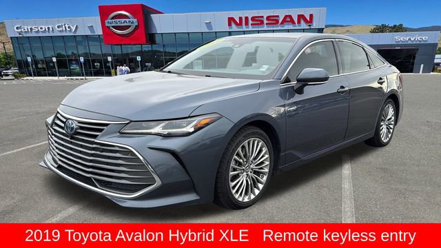 Used 2019 Toyota Avalon XLE image 7