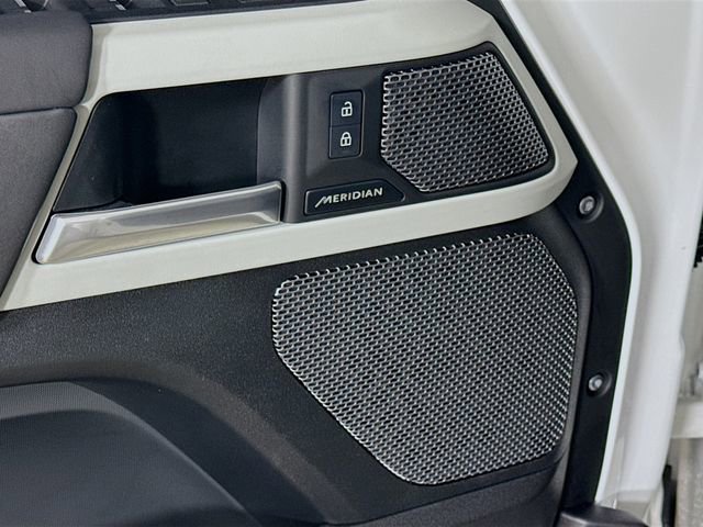Certified 2024 Land Rover Defender 110 S image 21