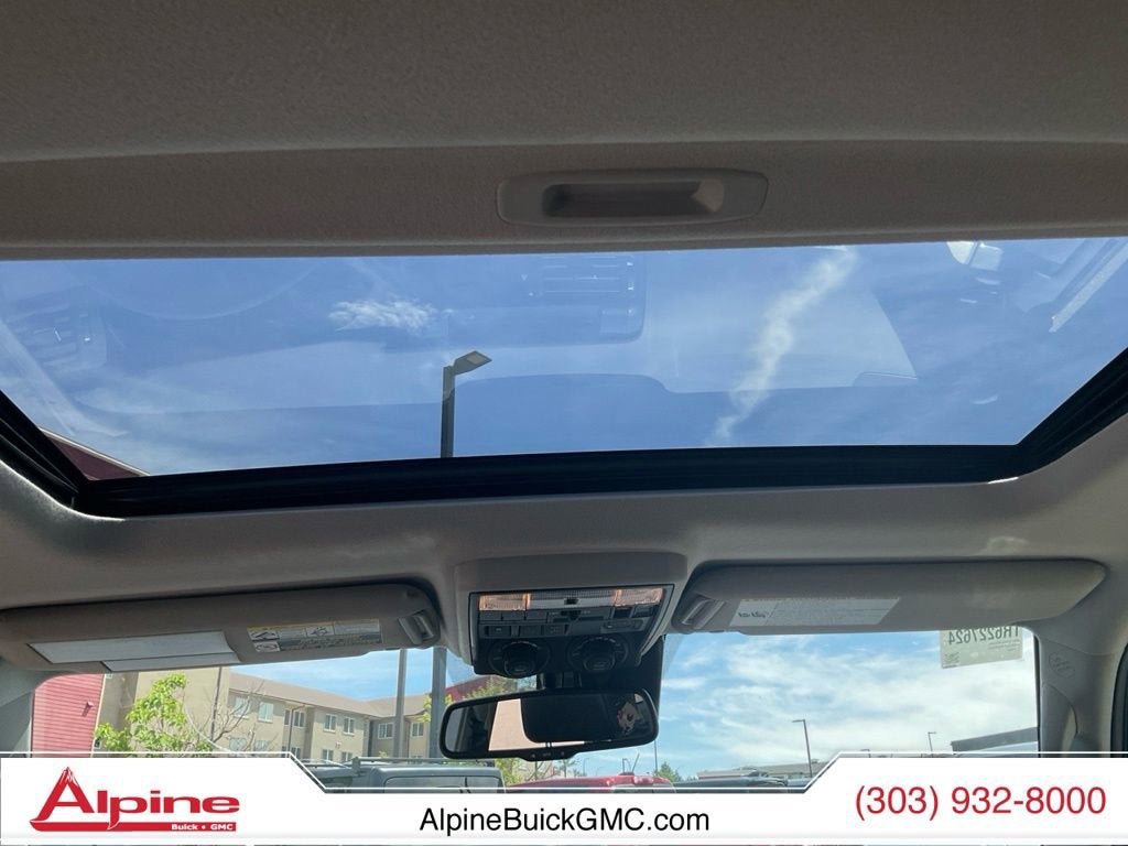 Used 2024 Toyota 4Runner TRD Off-Road Premium w/ Moonroof Package AWD/4WD image 18