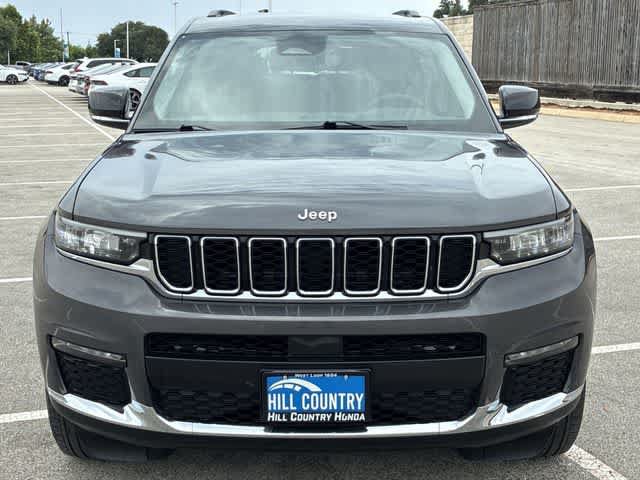 Used 2023 Jeep Grand Cherokee L Limited AWD/4WD image 9