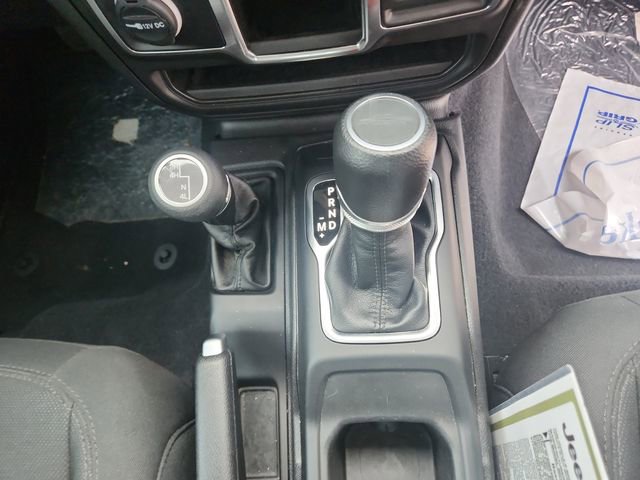 Used 2023 Jeep Gladiator Sport w/ Trailer Tow Package image 16