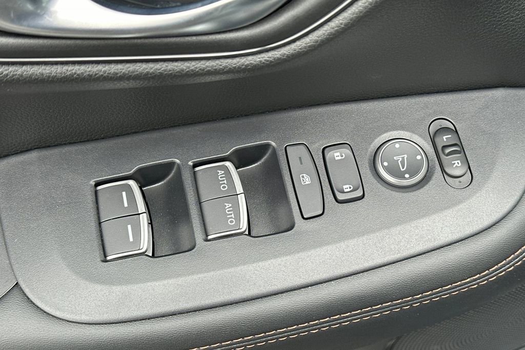 New 2025 Honda HR-V Sport image 12