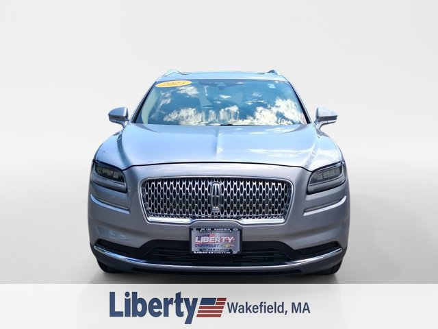 Used 2023 Lincoln Nautilus Reserve AWD/4WD image 2