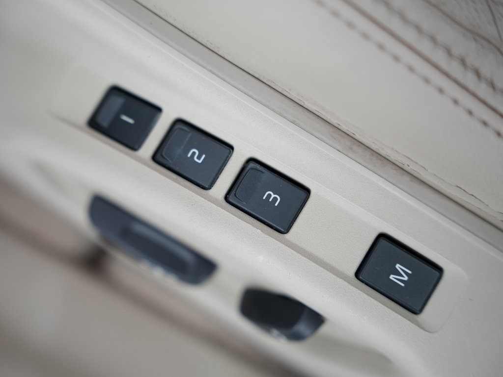 Used 2015 Volvo S60 T5 Platinum image 46