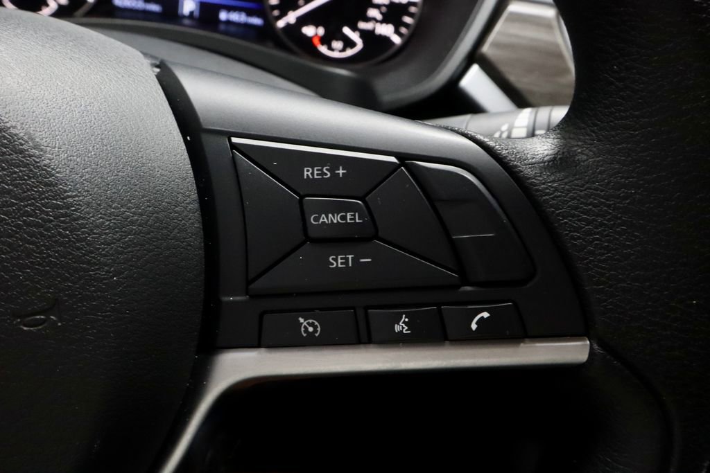 Used 2025 Nissan Altima 2.5 SV FWD image 27
