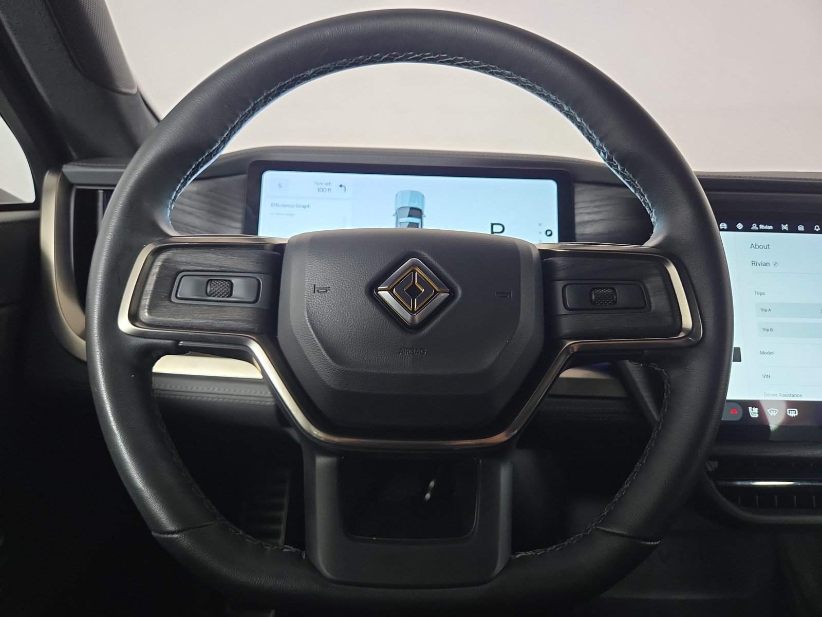 Used 2024 Rivian R1T Adventure AWD/4WD image 26