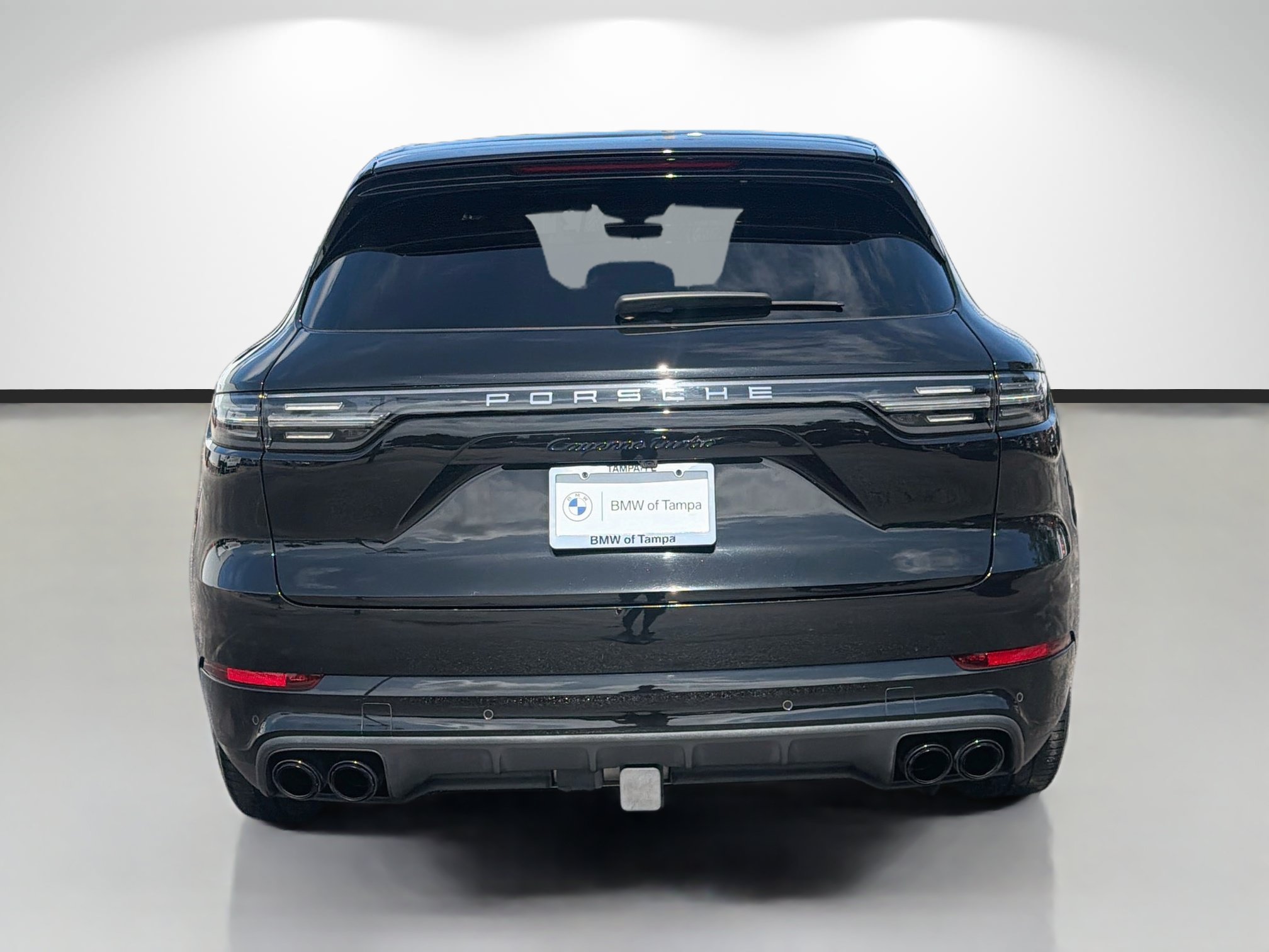 Used 2023 Porsche Cayenne Turbo AWD/4WD image 4