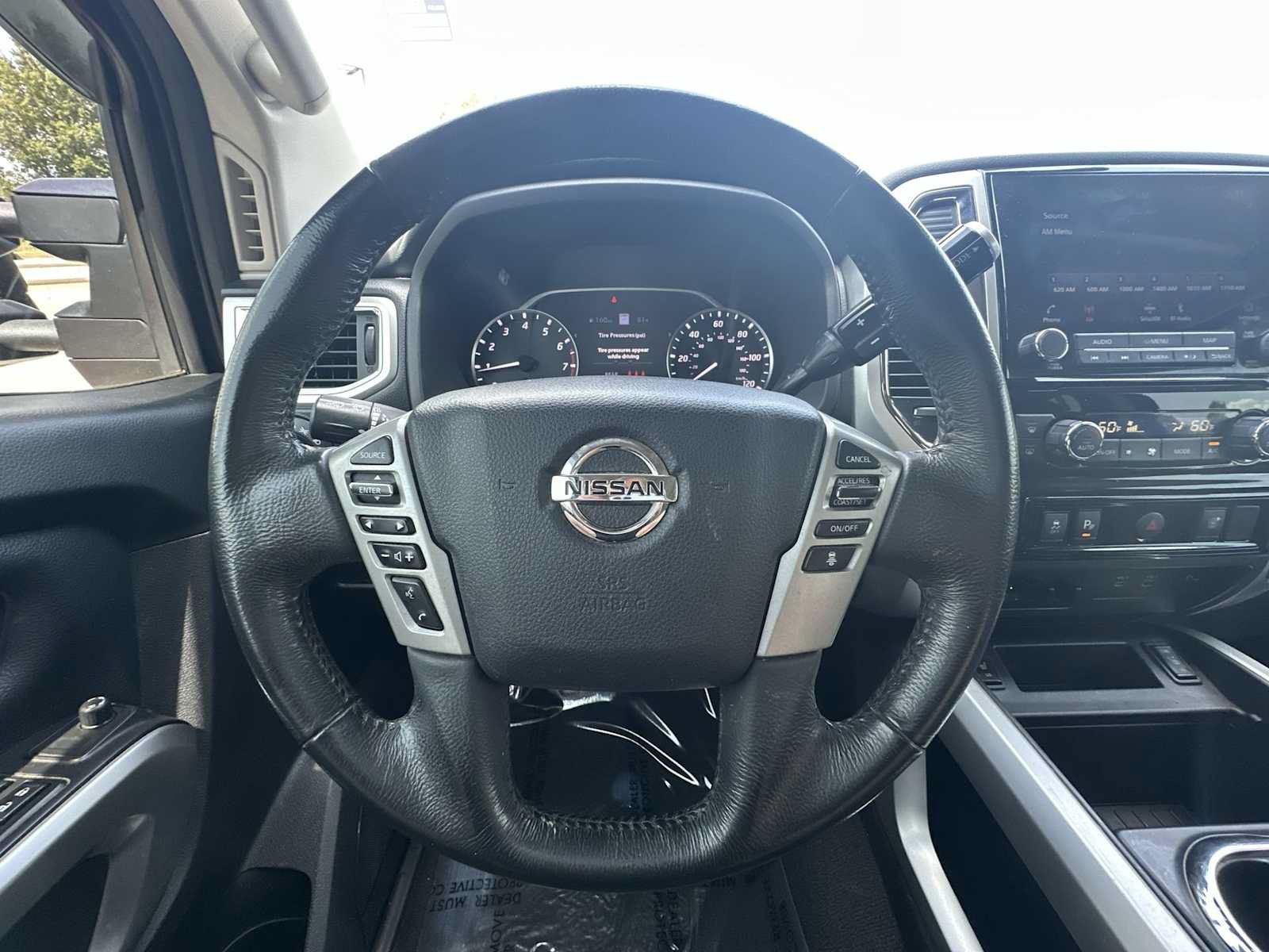 Used 2021 Nissan Titan SV w/ SV Convenience Package RWD image 24