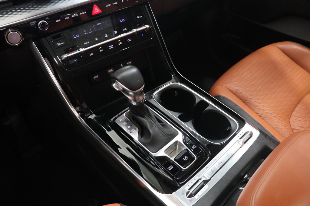 Used 2023 Kia Carnival SX Prestige FWD image 29