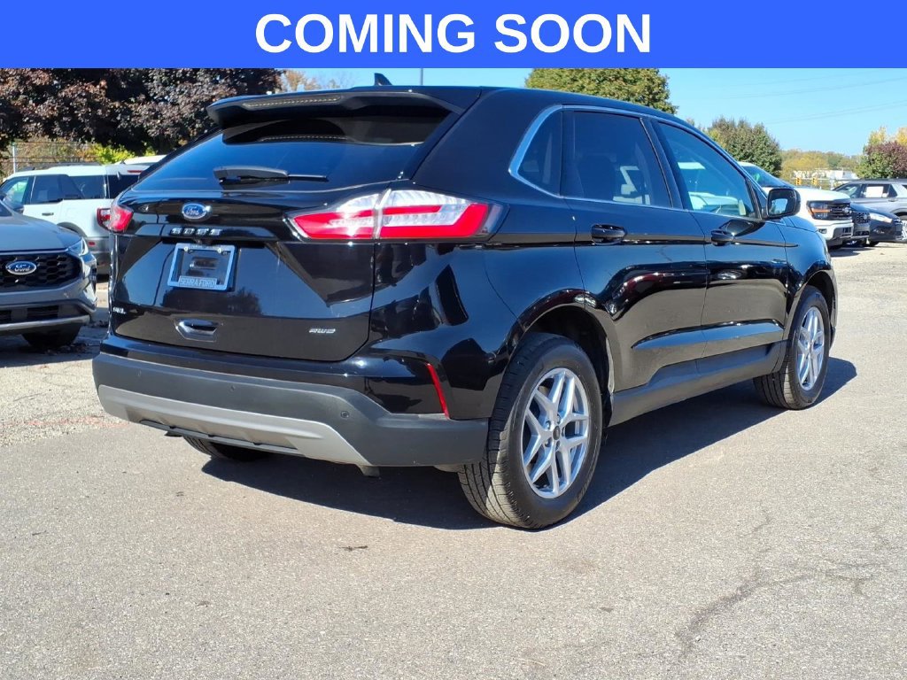 Used 2024 Ford Edge SEL w/ Convenience Package AWD/4WD image 4