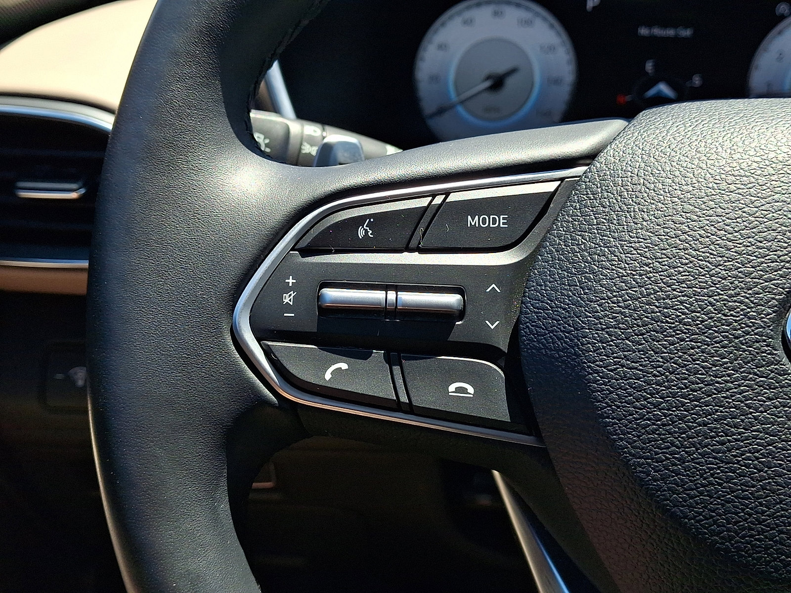 Certified 2023 Hyundai Santa Fe Limited AWD/4WD image 21