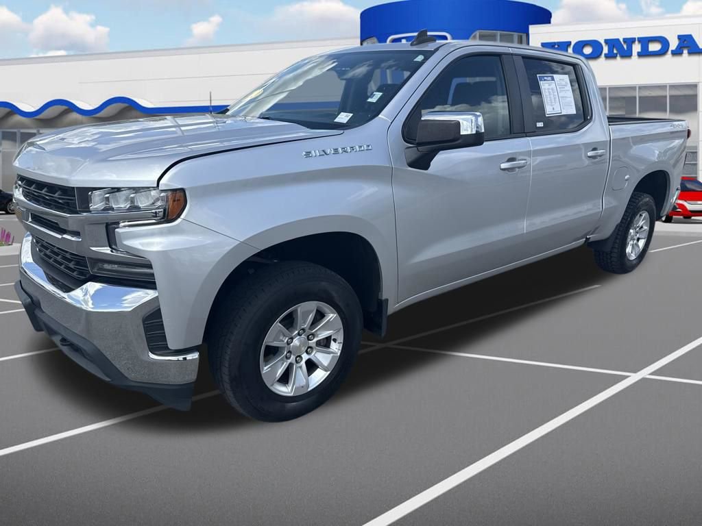 Used 2021 Chevrolet Silverado 1500 LT w/ Bed Protection Package AWD/4WD image 3