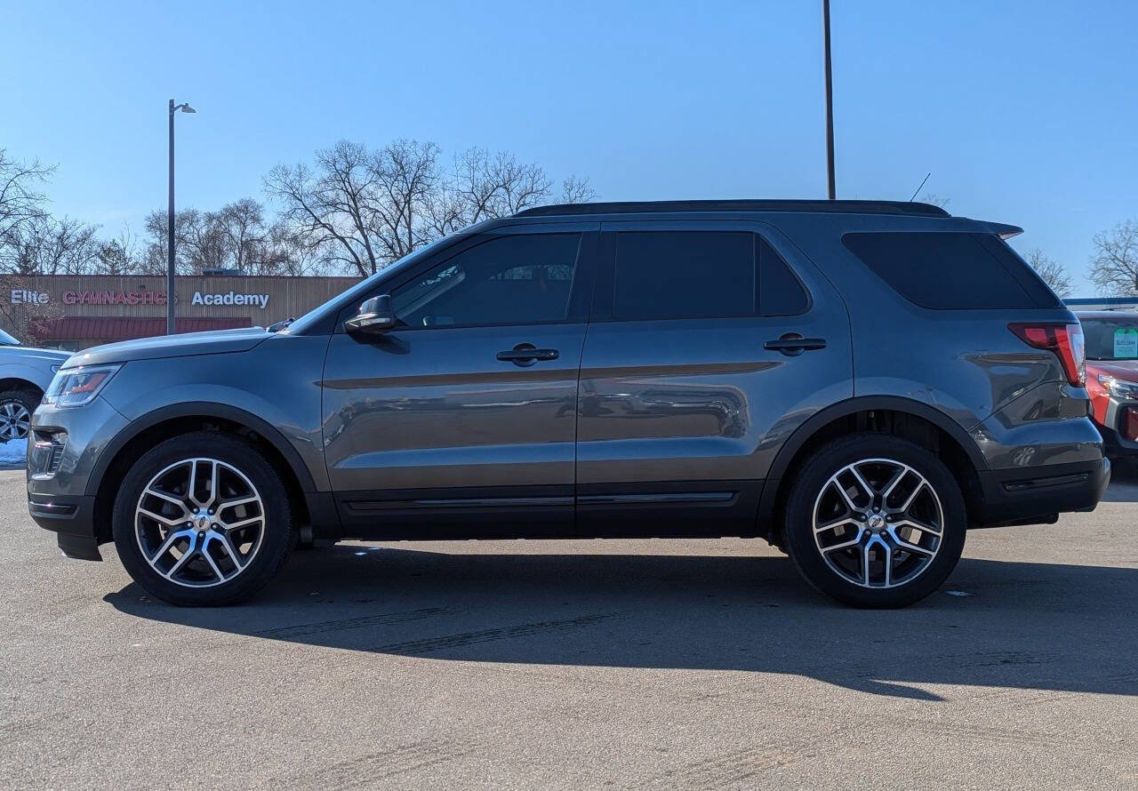 Used 2019 Ford Explorer Sport w/ Equipment Group 401A image 8